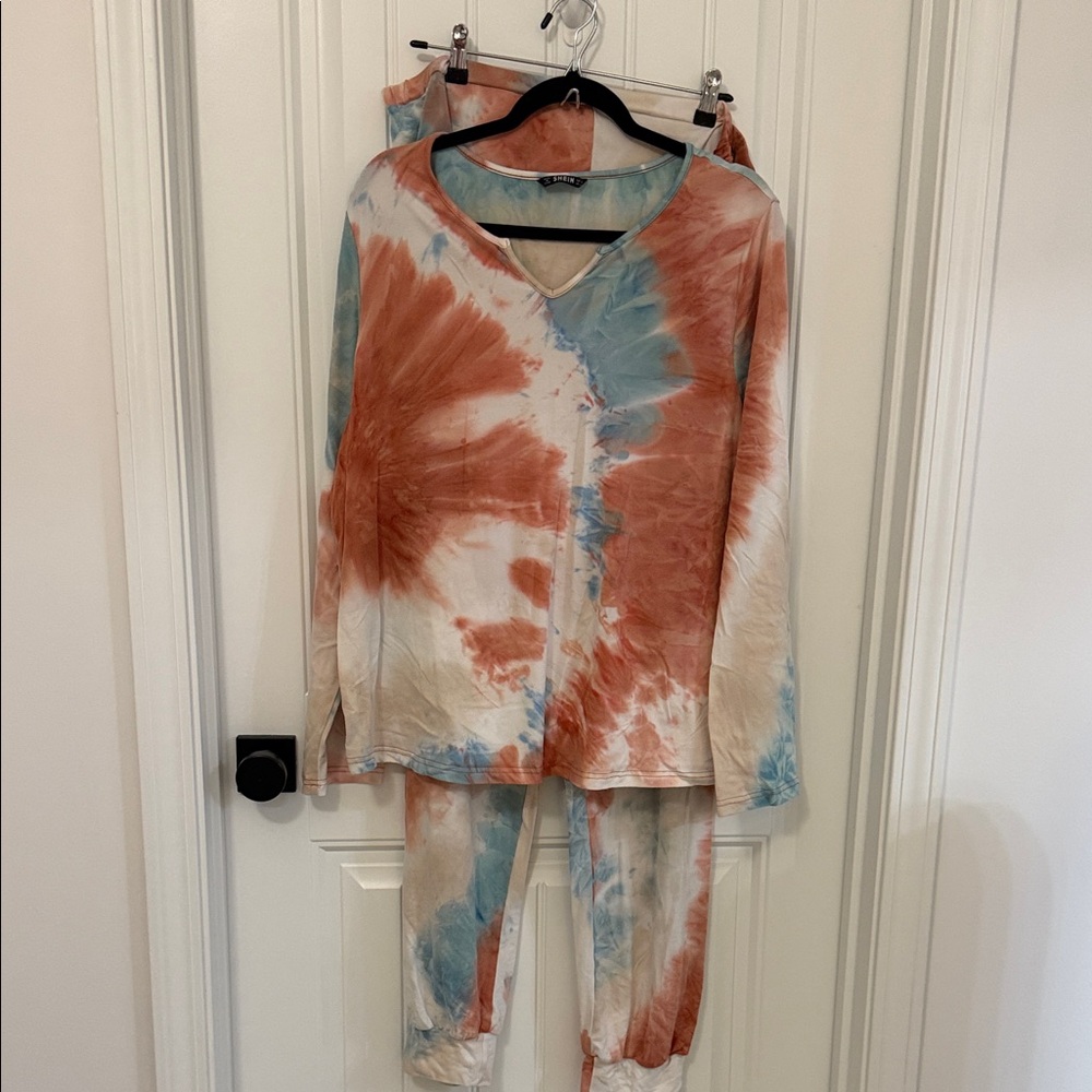 SHEIN Multicolor Tie-Dye Maternity Pajama Set
